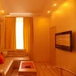 Современная квартира в самом центре города. Посуточно.