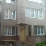 Продам 3х этажную квартиру в Центре.