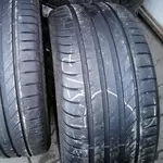 Продам пару шин б/у лето R17 235/45  Fulda