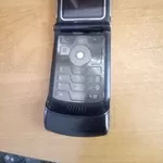 Продам недорого  не рабочий  Motorola RAZR V3xx раскладушка.