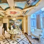 Ексклюзивний триповерховий пентхаус у районі Музкомедії