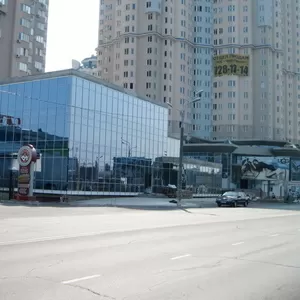  магазинчик в торговом центре”Чудо-город”  1эт . 76, 97кв.м 