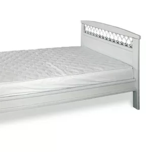 Двуспальные кровати из массива