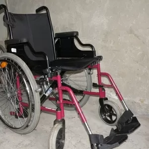 Продам  кресла-коляски 