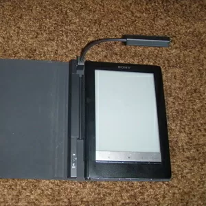 Продам б/у электронную книгу  Sony Reader PRS-600