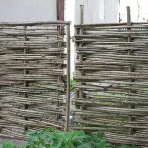 плетеный забор,  садовая мебель