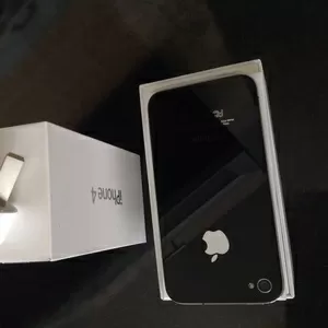 Продам iPhone 4,  32 gB,  цвет черный,  в отличном состоянии,  в коробке,  