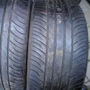 Продам пару шин б/у лето R17 245/40  Kumho