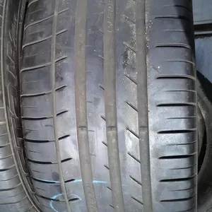 Продам пару шин б/у лето R18 255/45  Kumho