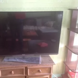 СРОЧНО ПРОДАМ - PHILIPS SMART LED TV - 107 см. EASY 3D