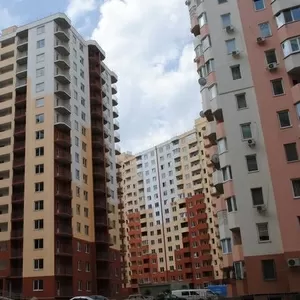 Продам двухкомнатую квартиру ЖК Радужный 2,  62м2