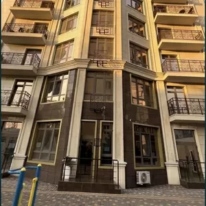 25 Перлина квартира з ремонтом.