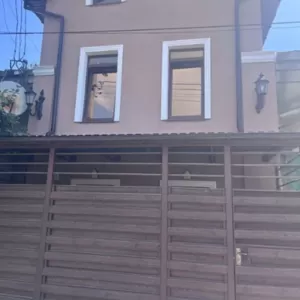 3х Поверховий ДІМ на Слобідці вул.Никитіна