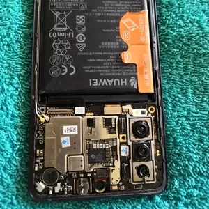 Смартфон  Huawei  P30