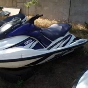 Продам водный мотоцикл Yamaha WaveRunner GP 800R