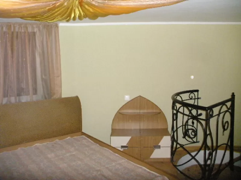 Сдам 2х комн на Дерибасовской 3