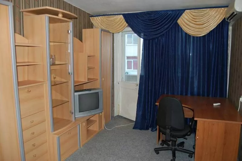 Сдам 1-комн. квартиру на 6, 5 фонтана, район юридической академии посуточно