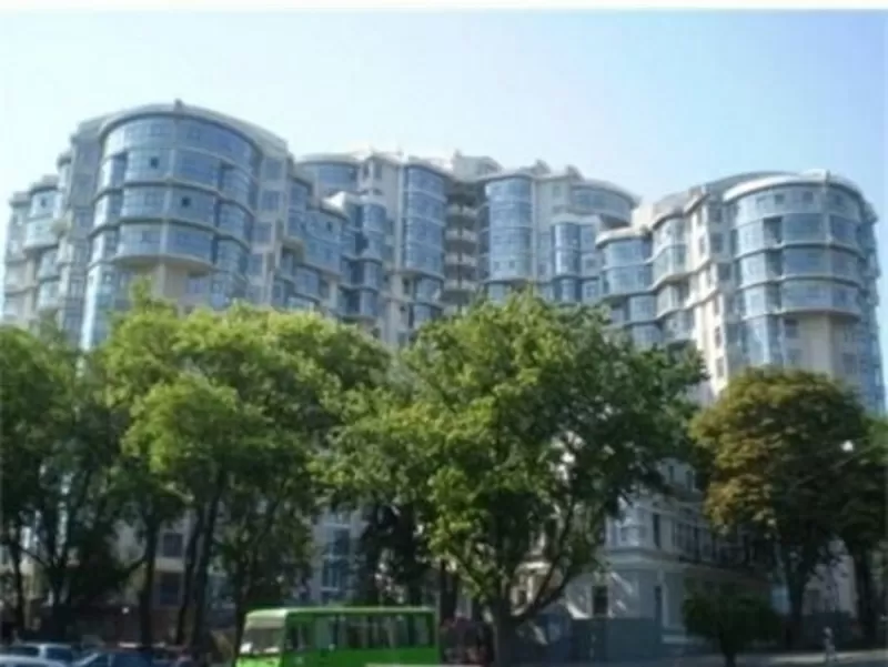 Продам место в паркинге в ЖК «Мерседес»,  Лидерсовский б-р.