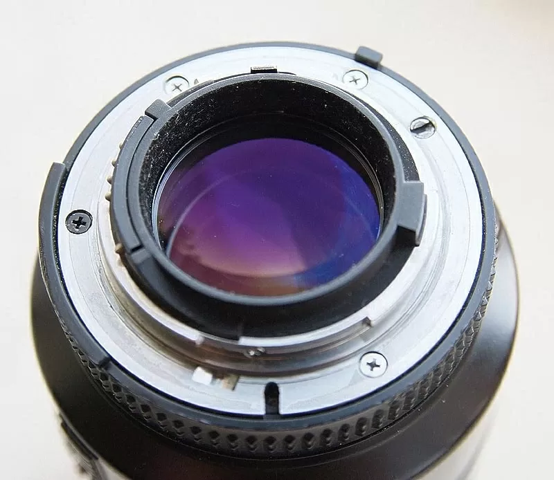 Продам объектив AF Micro Nikkor 105 мм f/2.8 7