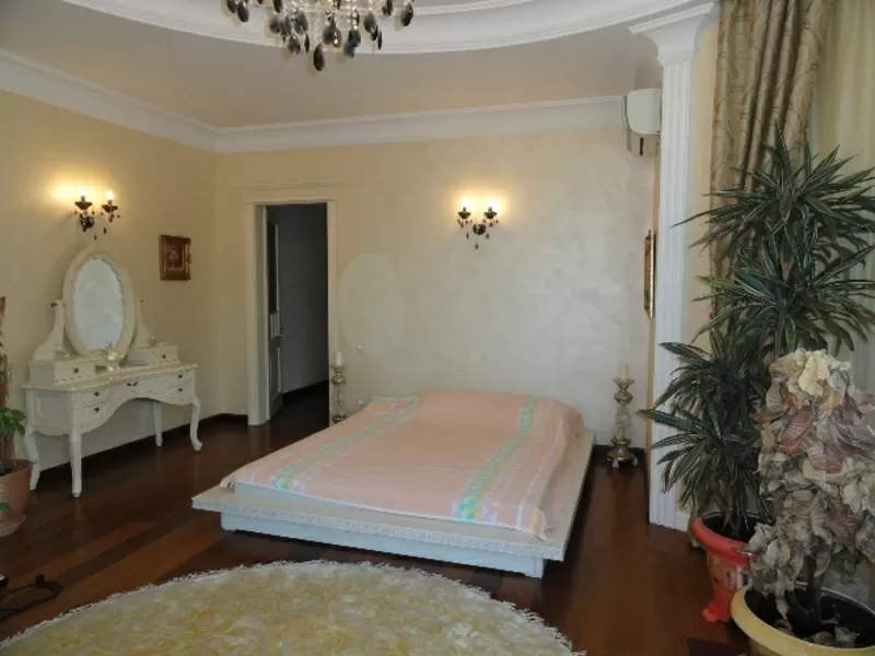 Аренда 3х ком квартиры, переулок Кирпичный, Французский бульвар 3