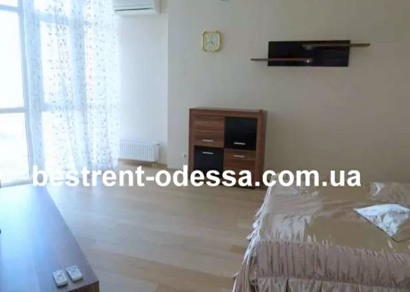 Аренда квартир в Одессе. Сдам 3х комнатную квартиру,  проспект Шевченко 6