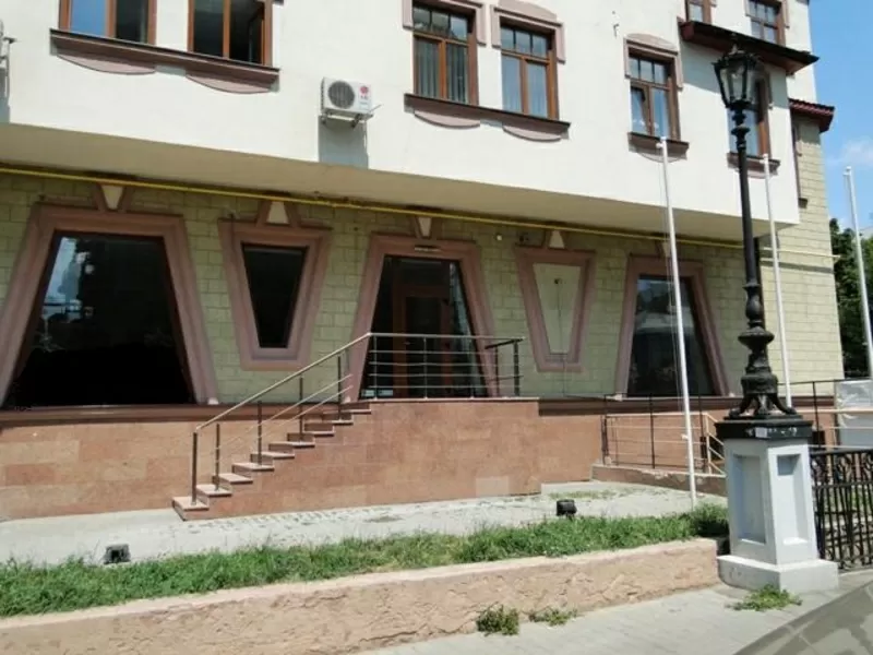 Продам помещение площадью 300 кв.м. на ул.Жуковского.