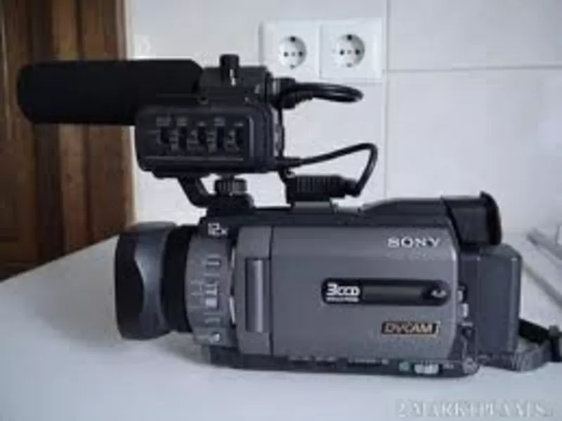 Продам видеокамеру SONY Dsr-Pdx10P 2