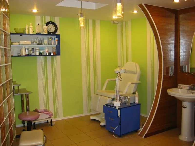 Продам салон-парикмахерская,  ул. Успенская/Преображенская. 3