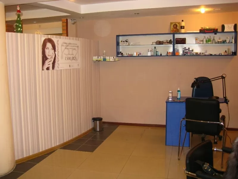 Продам салон-парикмахерская,  ул. Успенская/Преображенская. 6