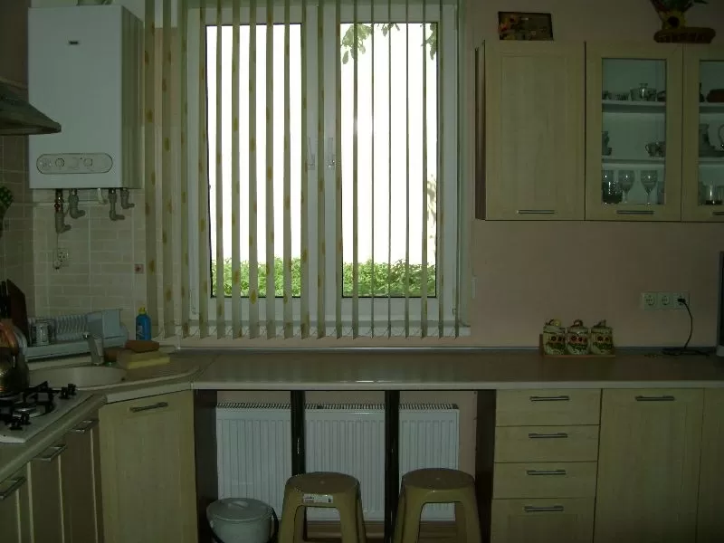 Сдам посуточно 2 комнатный Коттедж ул. Литературная, от Хозяйки возле 4