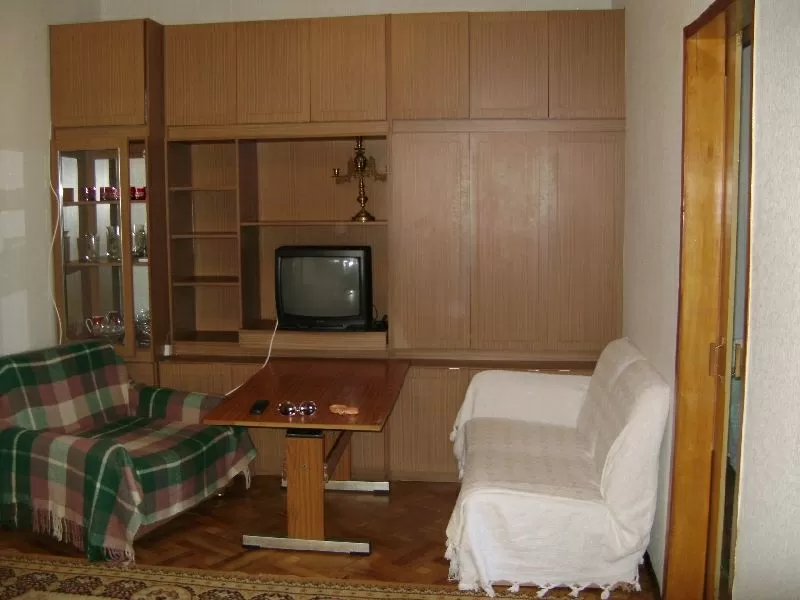 Сдам.посуточно от хозяина 2х комнатную Тенистая район Аркадии. 3