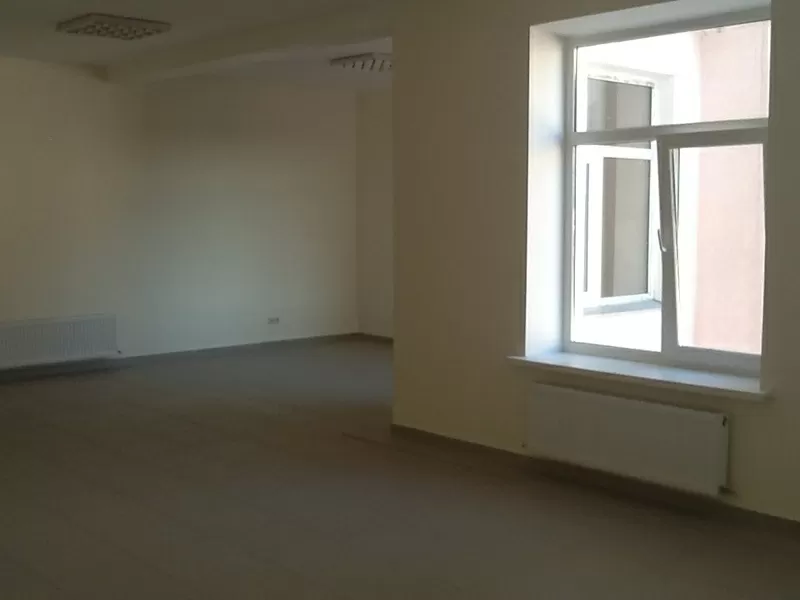 Сдам офис в центре 60 кв.м 2