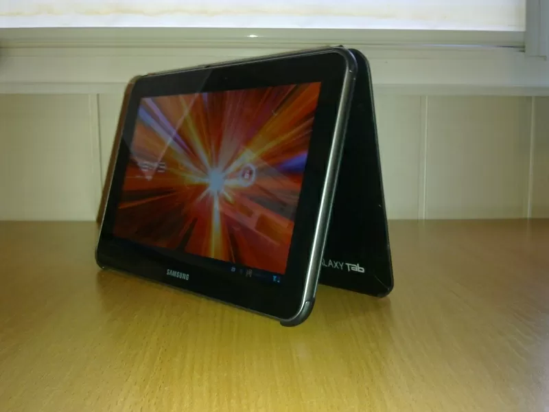 Samsung Galaxy Tab 8.9 GT-P7300