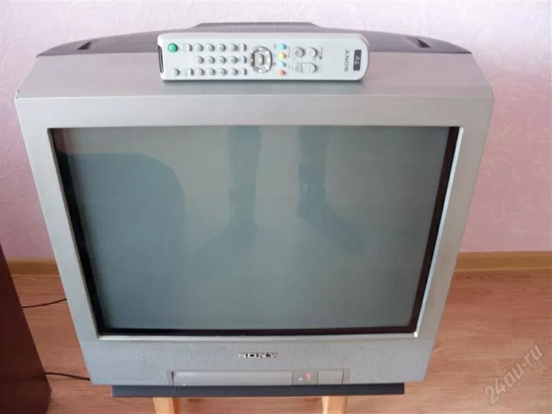 Продам телевизор Sony KV-21FT1K б/у в отличном рабочем состоянии цветн