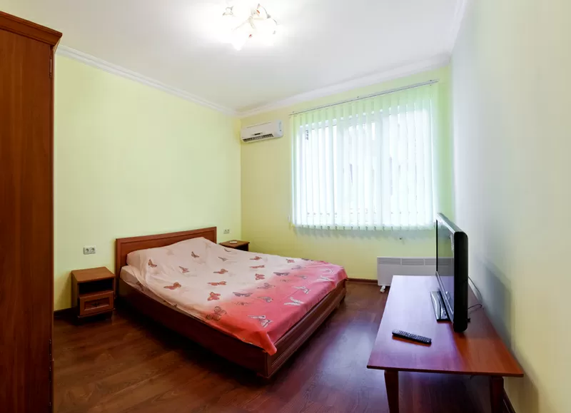 Центр города, свежий ремонт, тихий двор! Посуточно. 2