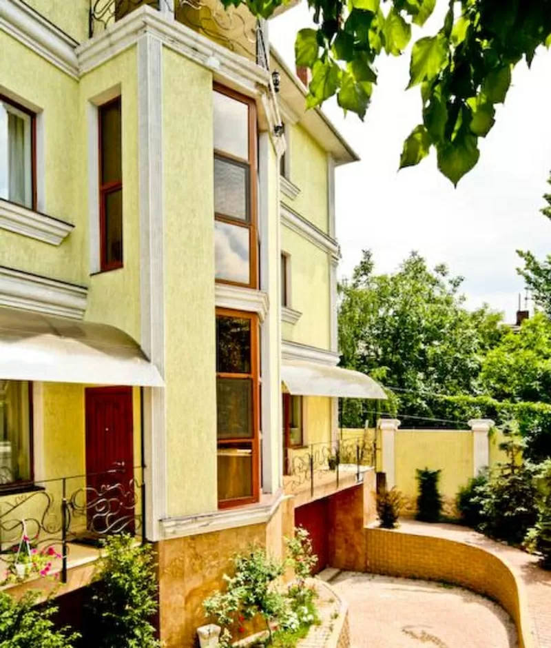 Продам гостиницу в центре ул. Канатная  620 кв.м 