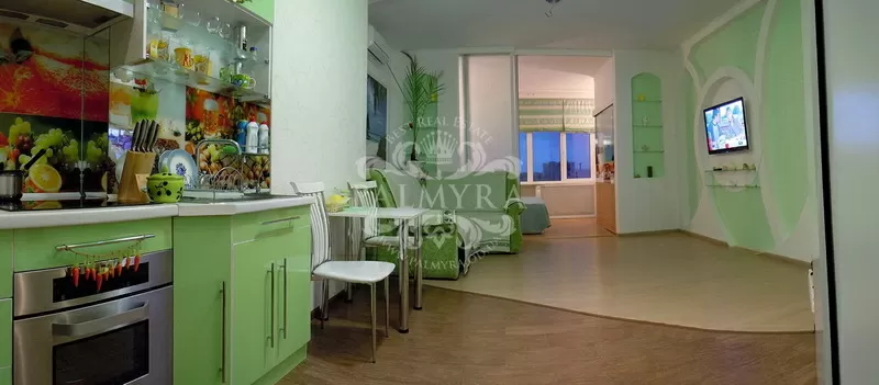 Сдам  2-х   комнатную  квартиру в ЖК Южной Пальмире 2