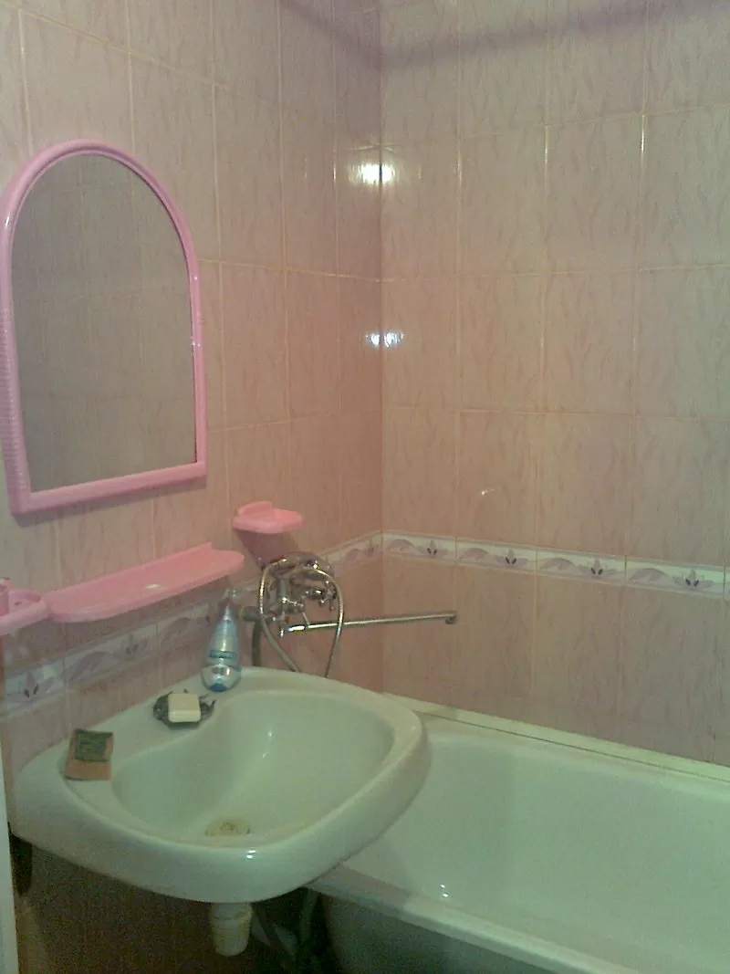 Сдам 2 комнатную ухоженную квартиру в Суворовском районе 3