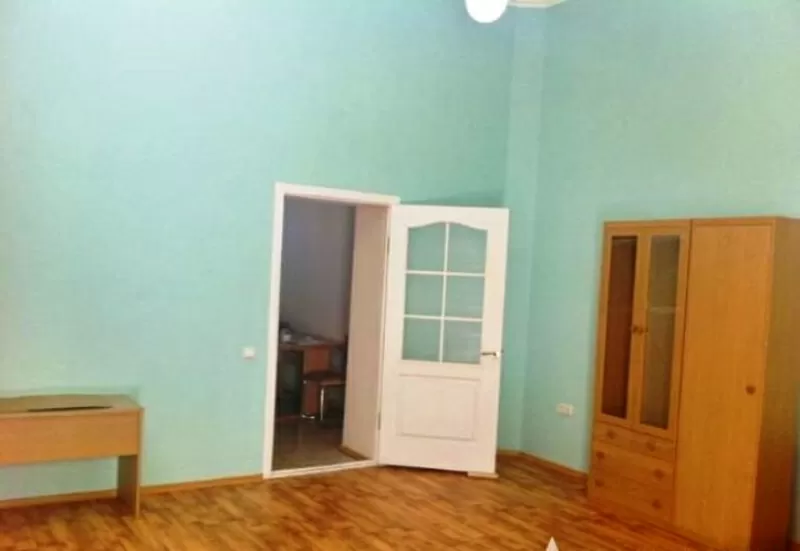 Продам помещение под офис на ул. Фонтанская дорога 2