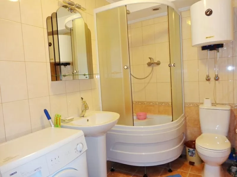 Сдам посуточно 1-комн. квартиру, пос. Котовского 4