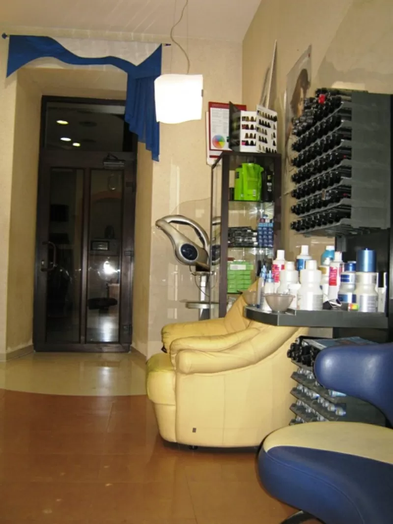 Продам салон красоты в самом центре города 8