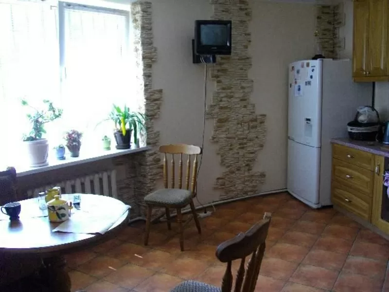 Продам 4-х комн. квартиру с ремонтом на ул. Педагогическая 3