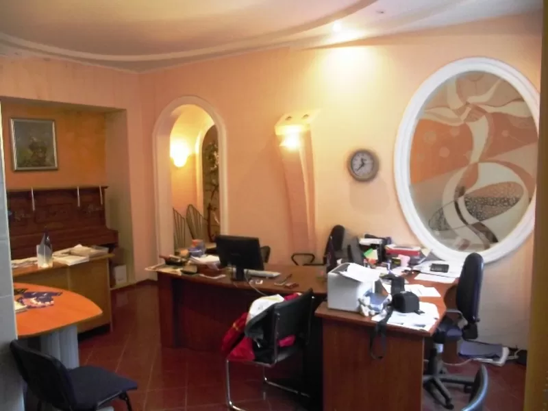 Продам офис на ул. Льва Толстого