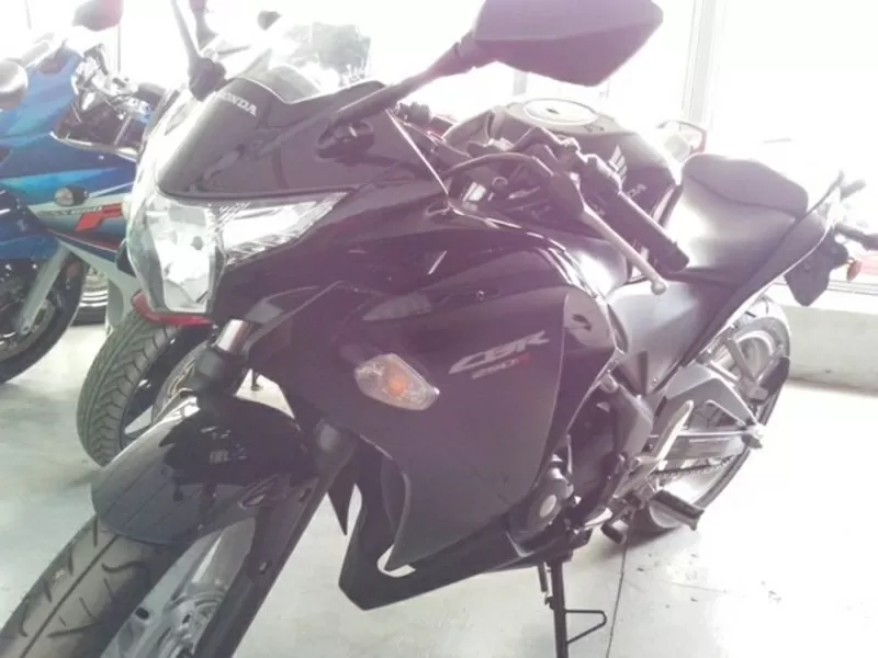 Honda CBR250R 2