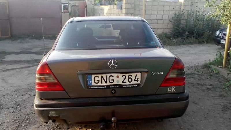 ПО ЗАПЧАСТЯМ Mercedes C-250  (1997год). 4