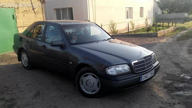 ПО ЗАПЧАСТЯМ Mercedes C-250  (1997год). 6