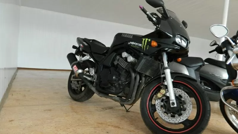 Yamaha FZ 400 7