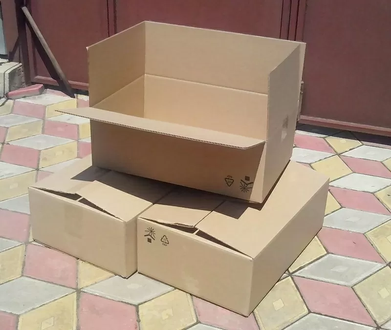 Коробки из гофрокартона размером (59х39х20)см.