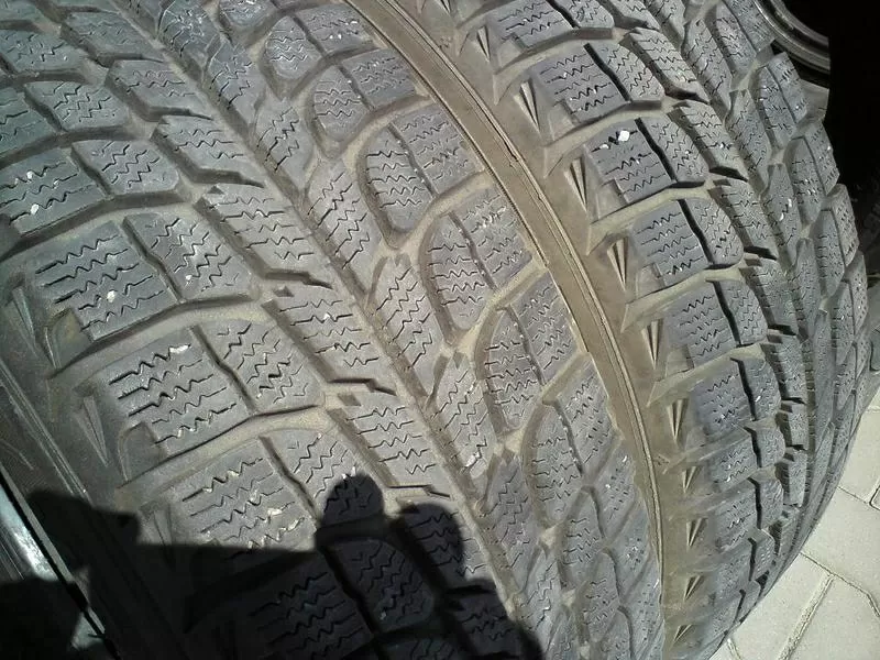 Продам комплект шин б/у зима R15 185/65  Michelin 3