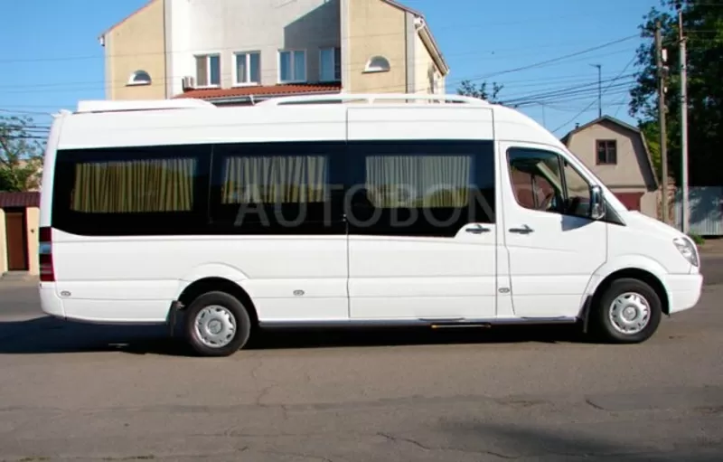 От  компании  AUTOBOND® прокат  микроавтобуса  MERCEDES-BENZ  Sprinter 2